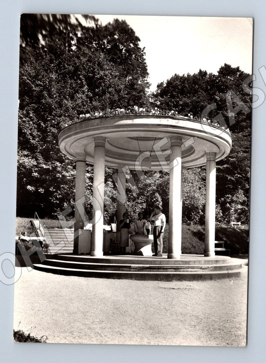 Pohlednice Luhačovice pramen Ottovka (M10731)