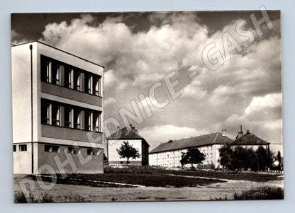 Pohlednice Rousínov sídliště – černobílá (M10762)