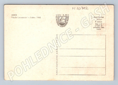 Pohlednice Lidice prázdné prostranství květen 1945 (M10782)