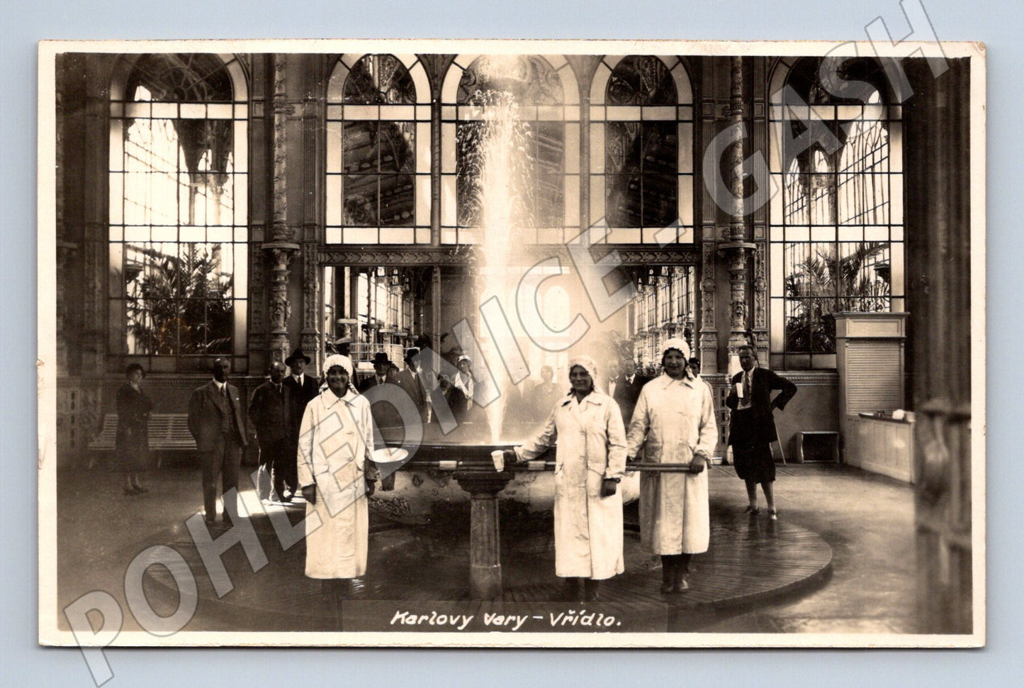 Pohlednice Karlovy Vary - Vřídlo (M10856)