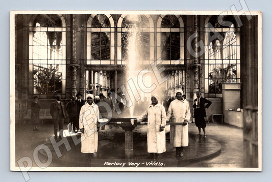 Pohlednice Karlovy Vary - Vřídlo (M10856)