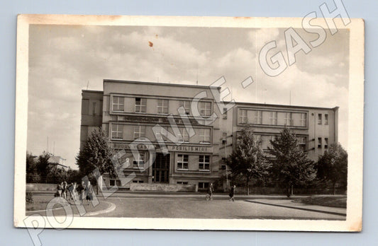 Pohlednice Kladno - Škola práce (M10905)