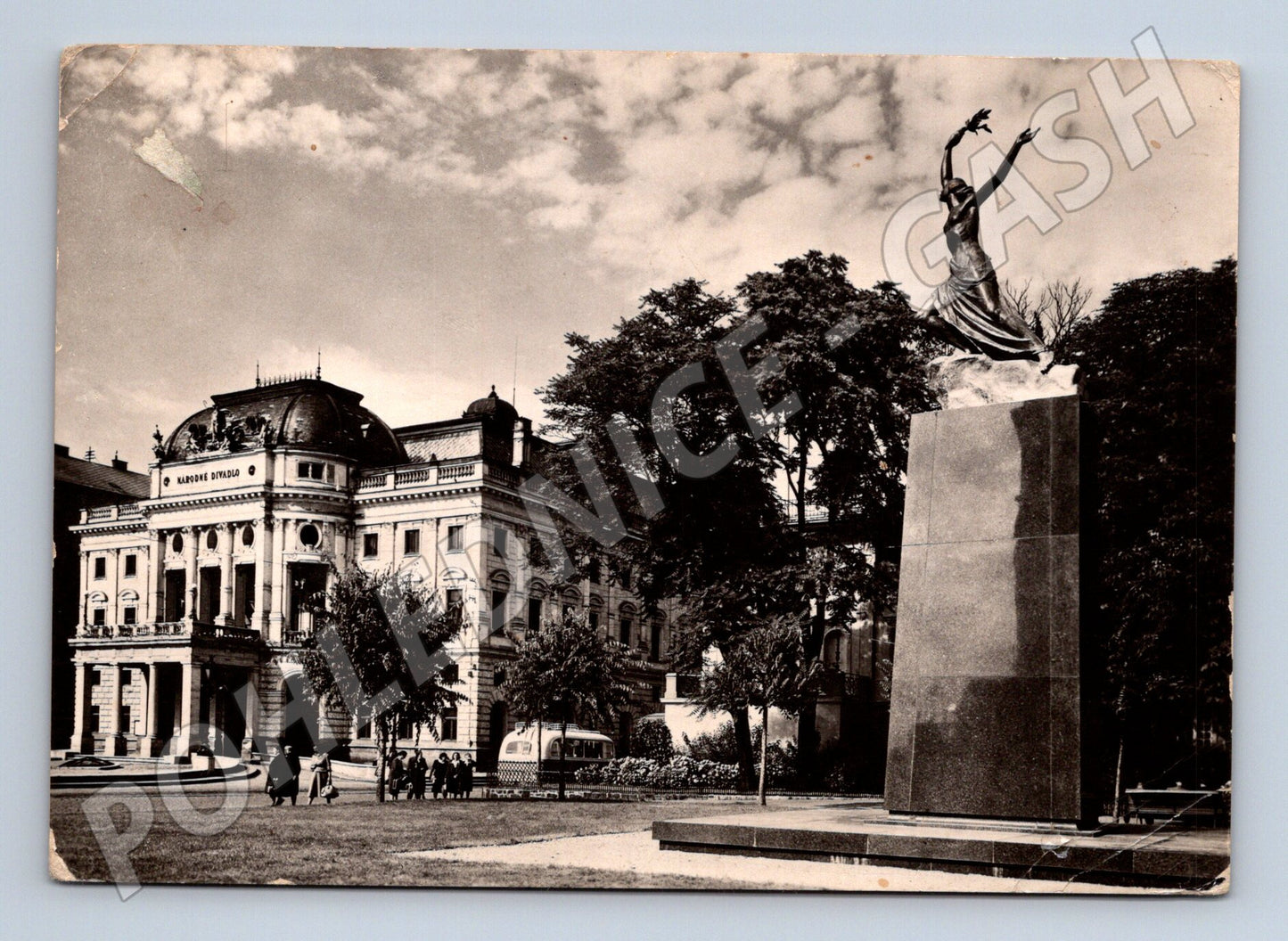 Pohlednice Bratislava Slovenské národní divadlo (M11202)