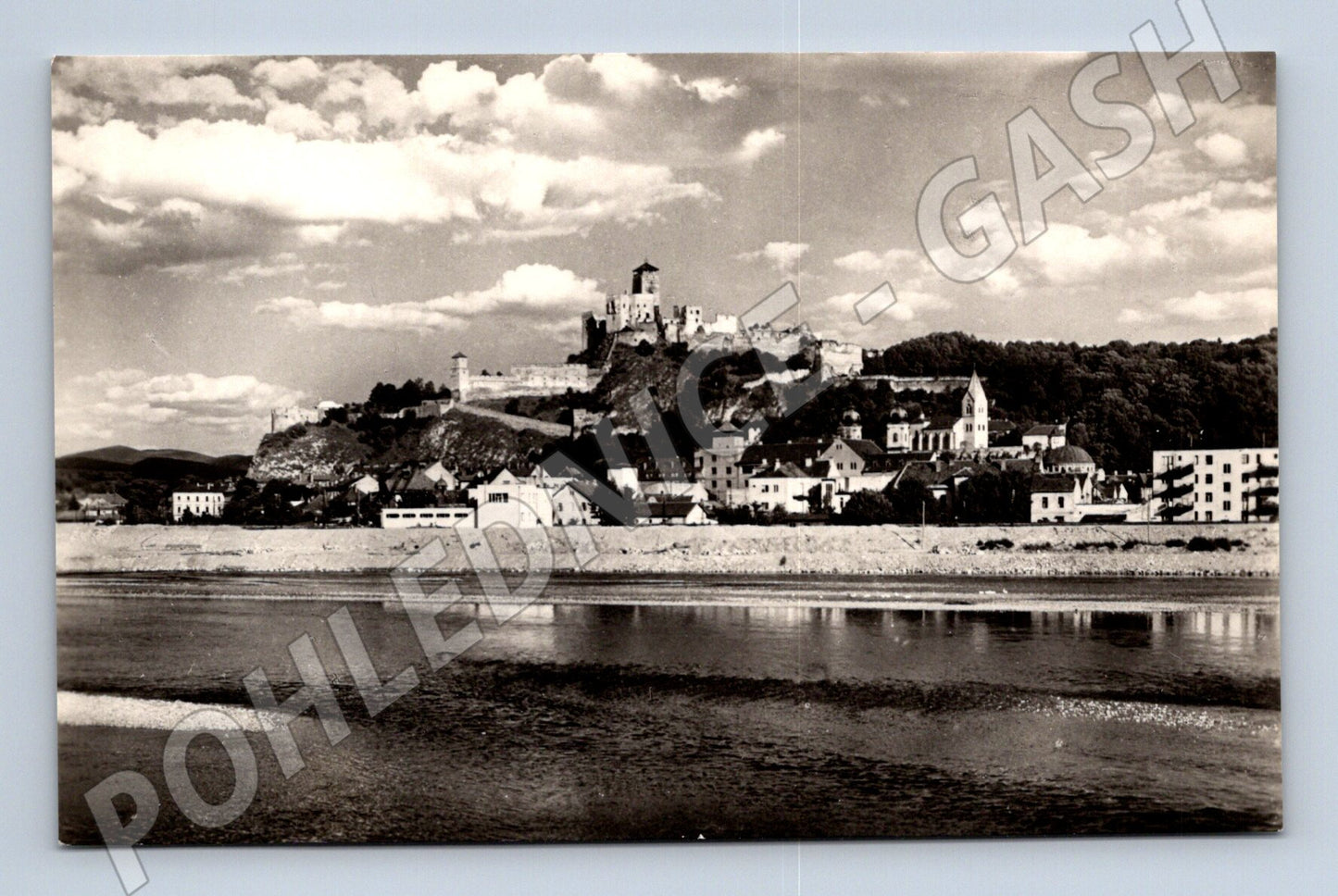 Pohlednice Trenčín - hrad a město (M11467)