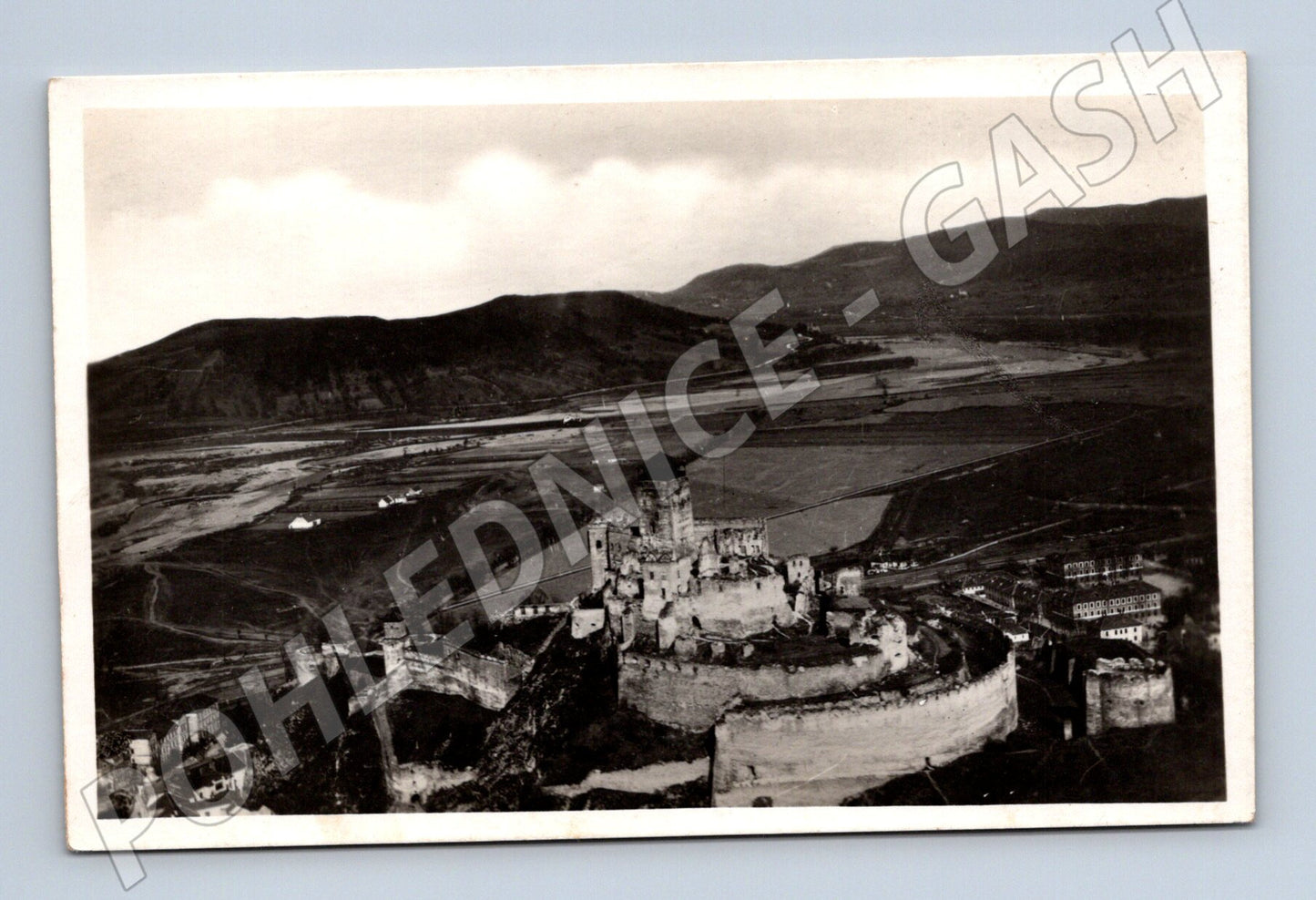 Pohlednice Trenčínský hrad - historická pohlednice (M11498)