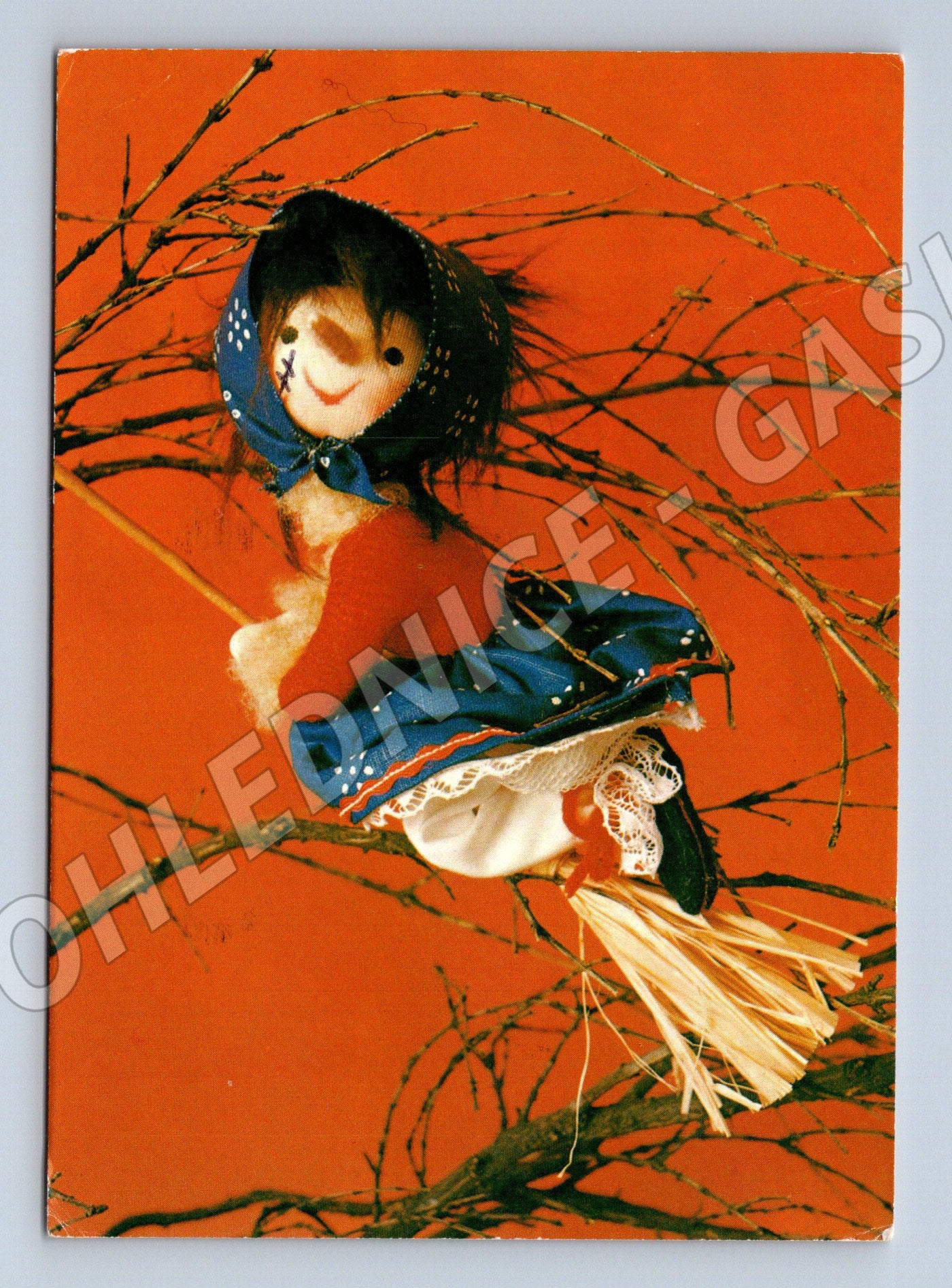 Pohlednice lidová figurka, etnografický motiv (M11870)