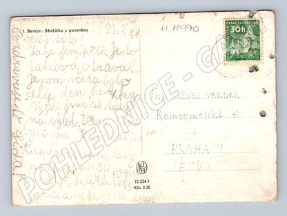 Pohlednice Děvčátko s panenkou (M11970)