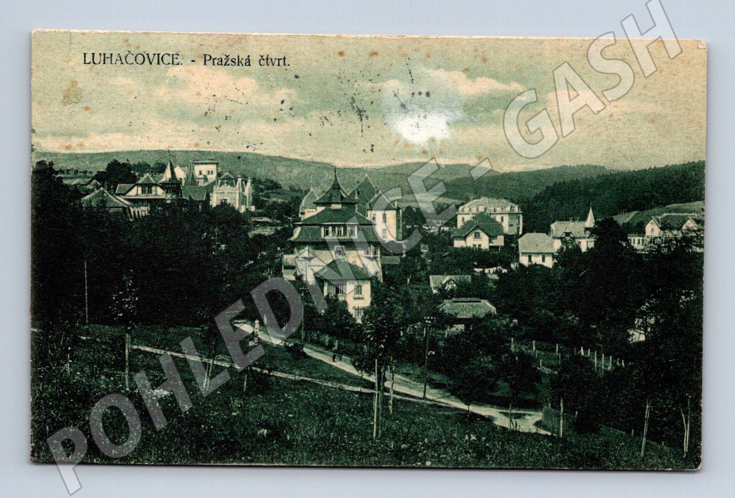 Pohlednice Luhačovice pražská čtvrť stará do 1950 (M12772)