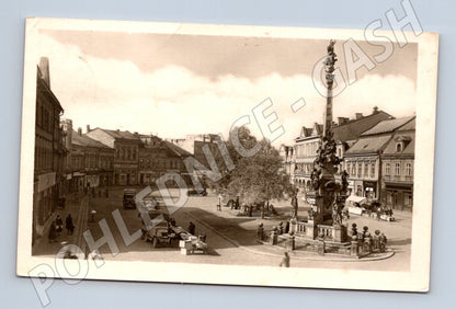 Pohlednice Jaroměř náměstí morový sloup historická do 1950 (M12814)