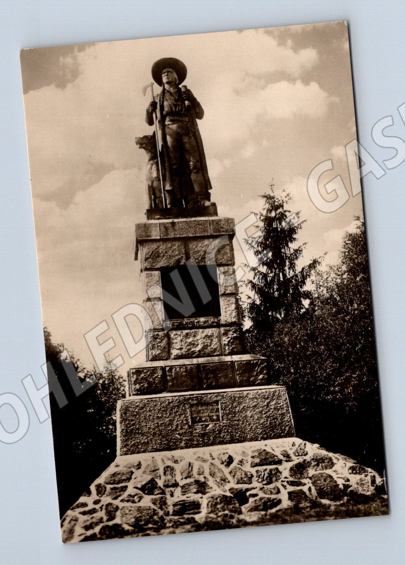 Pohlednice Kozinův pomník Hrádek u Domažlic (M12831)