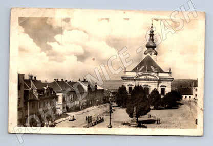 Pohlednice Uherský Brod náměstí ČSR (M13006)