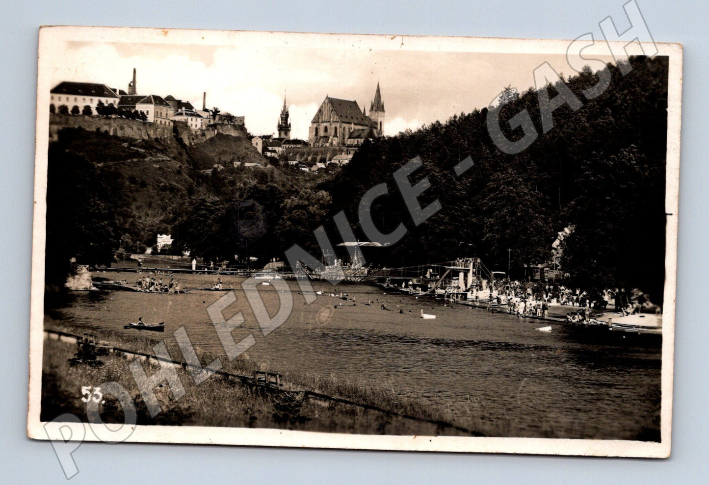 Pohlednice Hrad s koupalištěm a řekou (M13108)