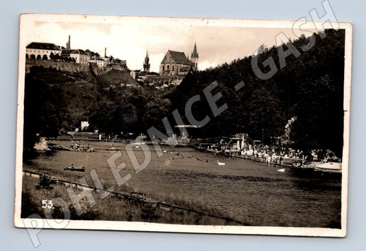 Pohlednice Hrad s koupalištěm a řekou (M13108)