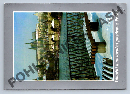 Pohlednice Praha zasněžený Karlův most Hrad Pressfoto (M1327)