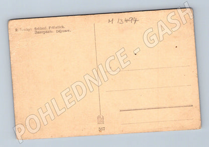 Pohlednice Snídaně ženy v zahradě (M13494)