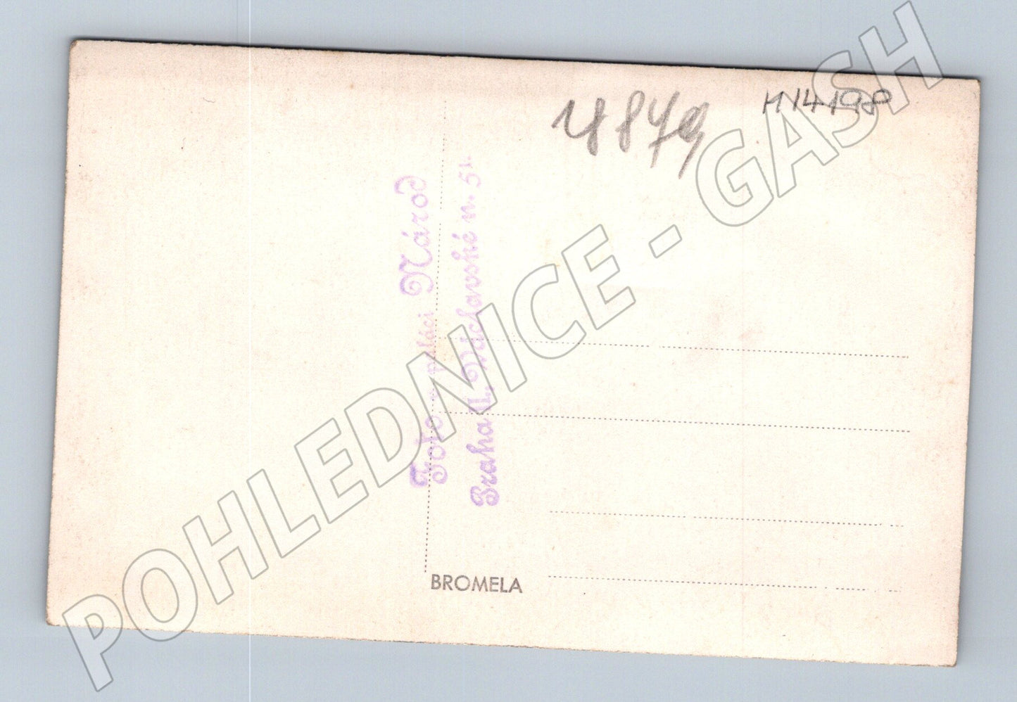 Pohlednice Praha – dvě ženy na mostě (M14198)