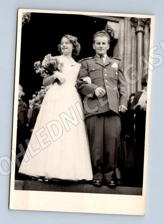 Pohlednice svatební pár – důstojník a nevěsta (M14240)