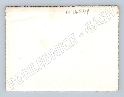 Pohlednice portrét muže v uniformě – černobílá (M14241)