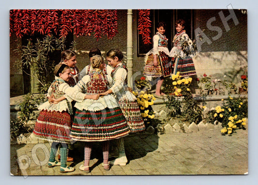 Pohlednice Maďarsko tradiční kroj Sióagárd (M14269)