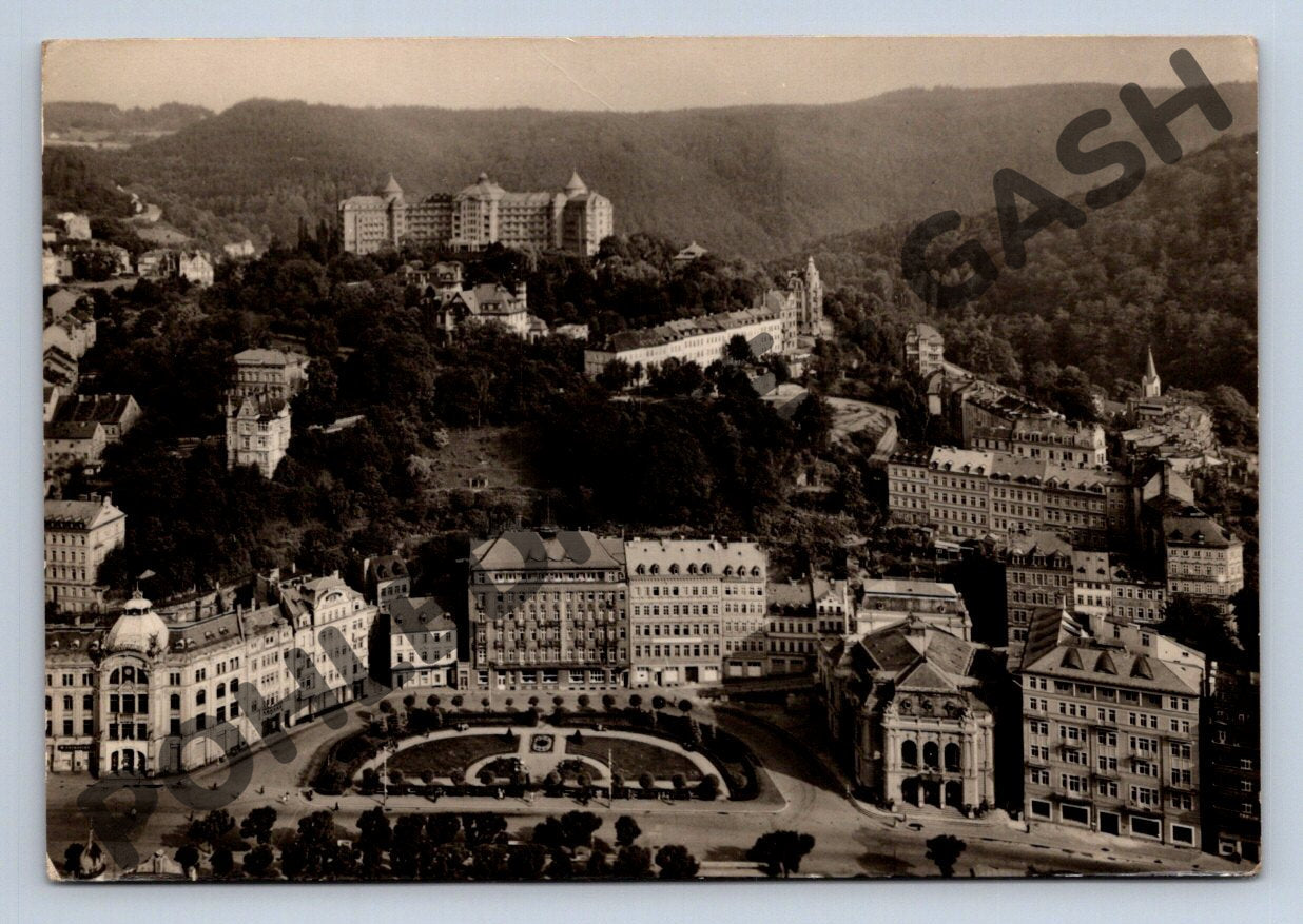 Pohlednice Karlovy Vary Leninovo náměstí do 1950 (M153)
