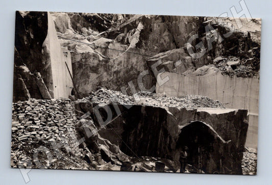 Pohlednice Carrara – mramorový lom (M15552)