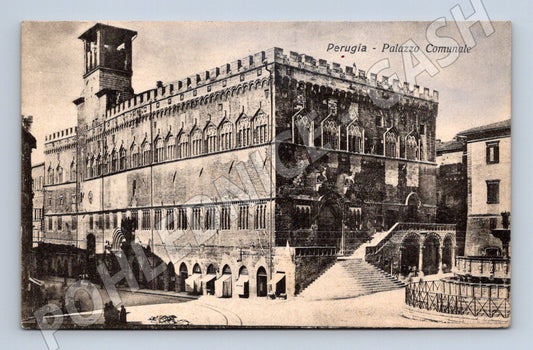 Pohlednice Perugia – Palazzo Comunale, čb (M15568)