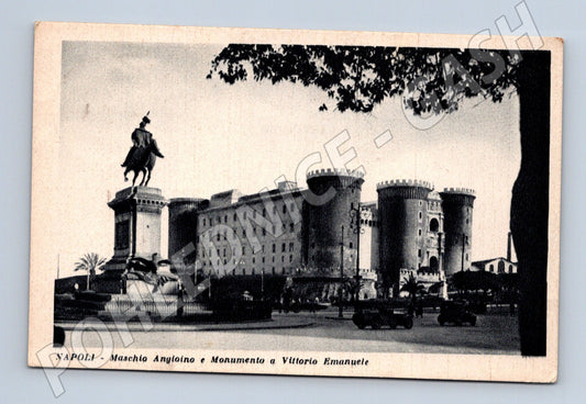 Pohlednice Neapol – Maschio Angioino + pomník (M15570)