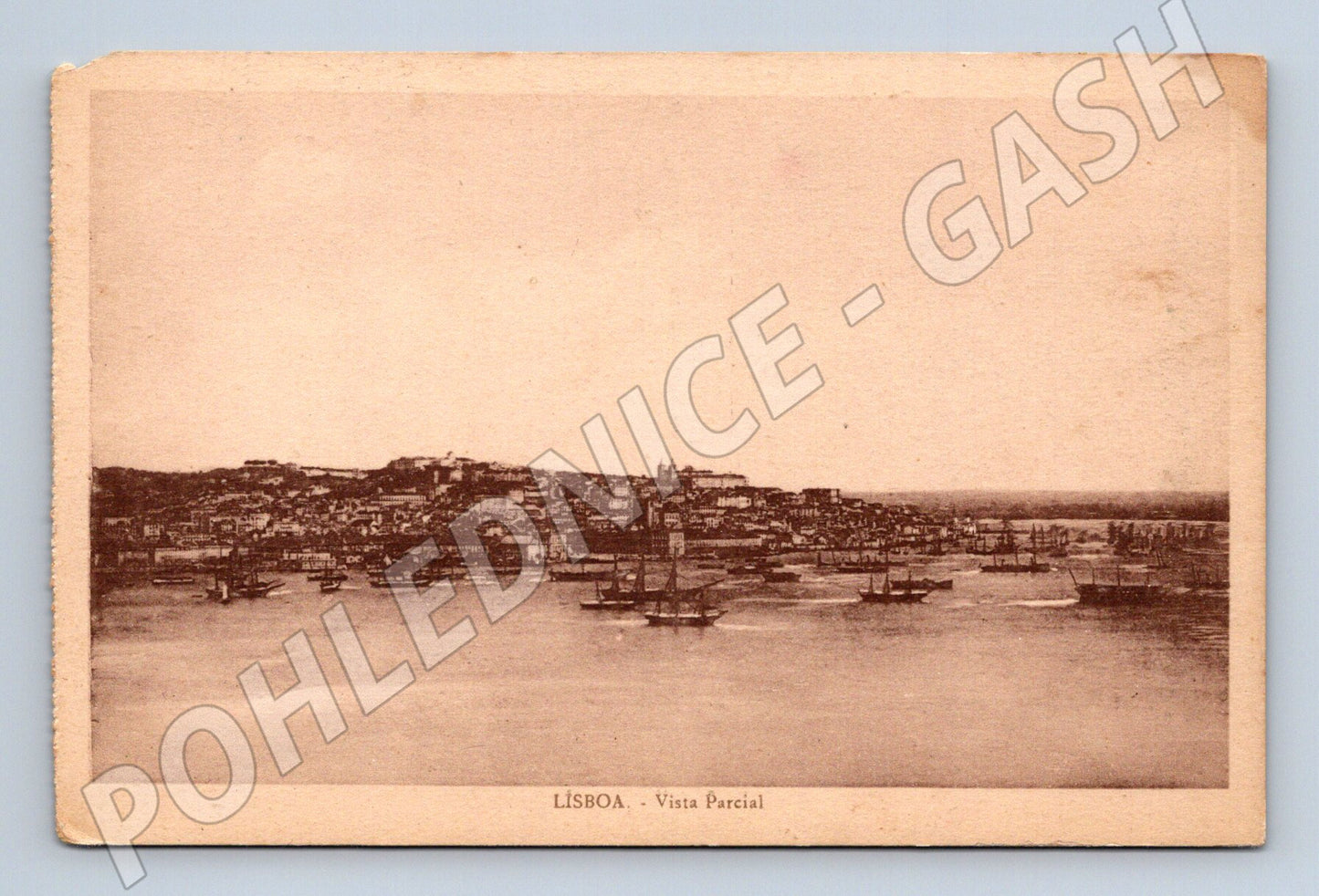 Lisabon – výhled na lodě v přístavu, stará (M15841)