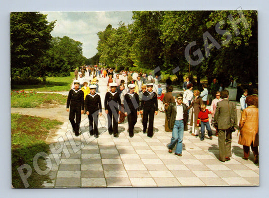 Pohlednice Swinoujscie promenáda námořníci Polsko (M15961)