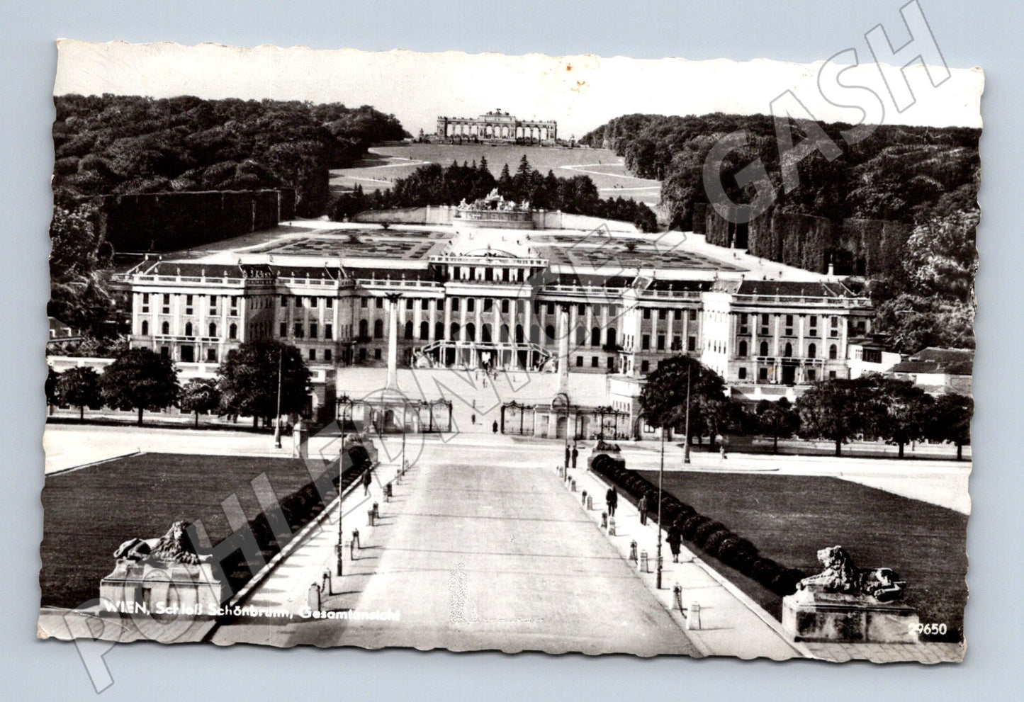 Pohlednice Vídeň Schönbrunn celkový pohled Rakousko (M16185)