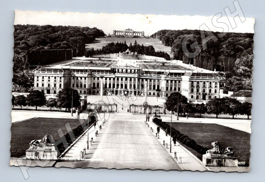 Pohlednice Vídeň Schönbrunn celkový pohled Rakousko (M16185)