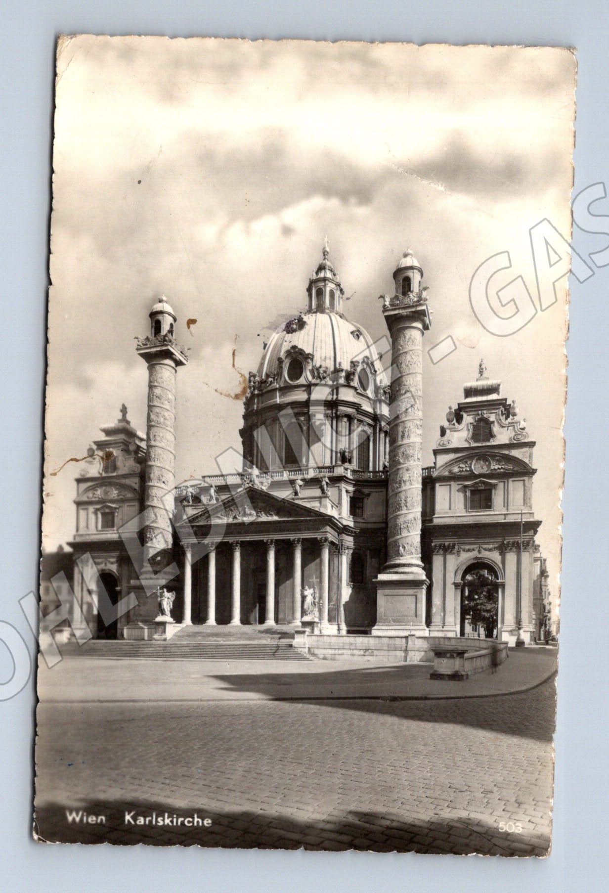 Pohlednice Wien Karlskirche černobílá prošlá poštou (M16198)