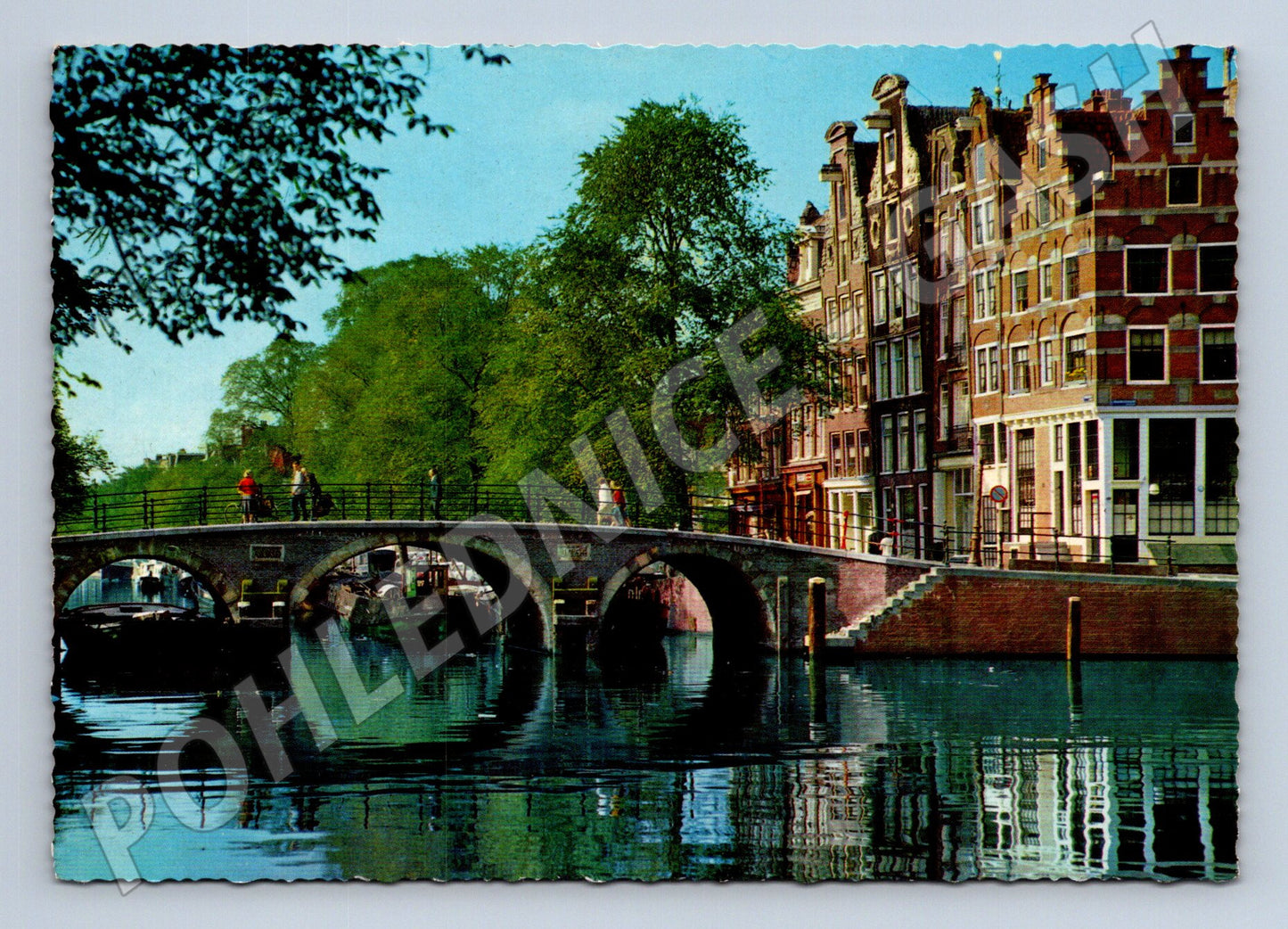 Pohlednice Amsterdam most a kanál odeslaná 1970 (M16630)