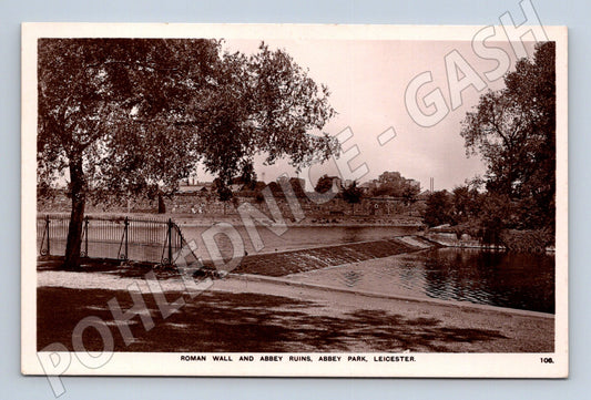 Pohlednice Leicester Roman Wall a Abbey Park Anglie (M16747)