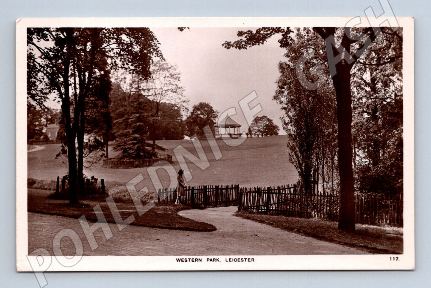 Pohlednice Leicester Western Park Velká Británie (M16748)