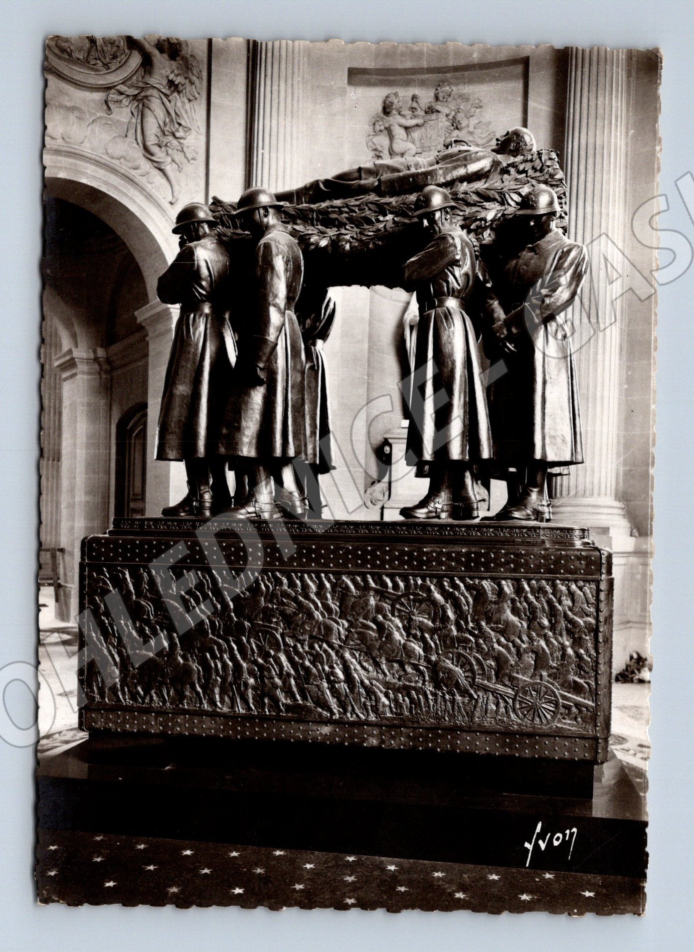 Pohlednice Paříž hrobka maršála Focha Invalidovna (M16841)