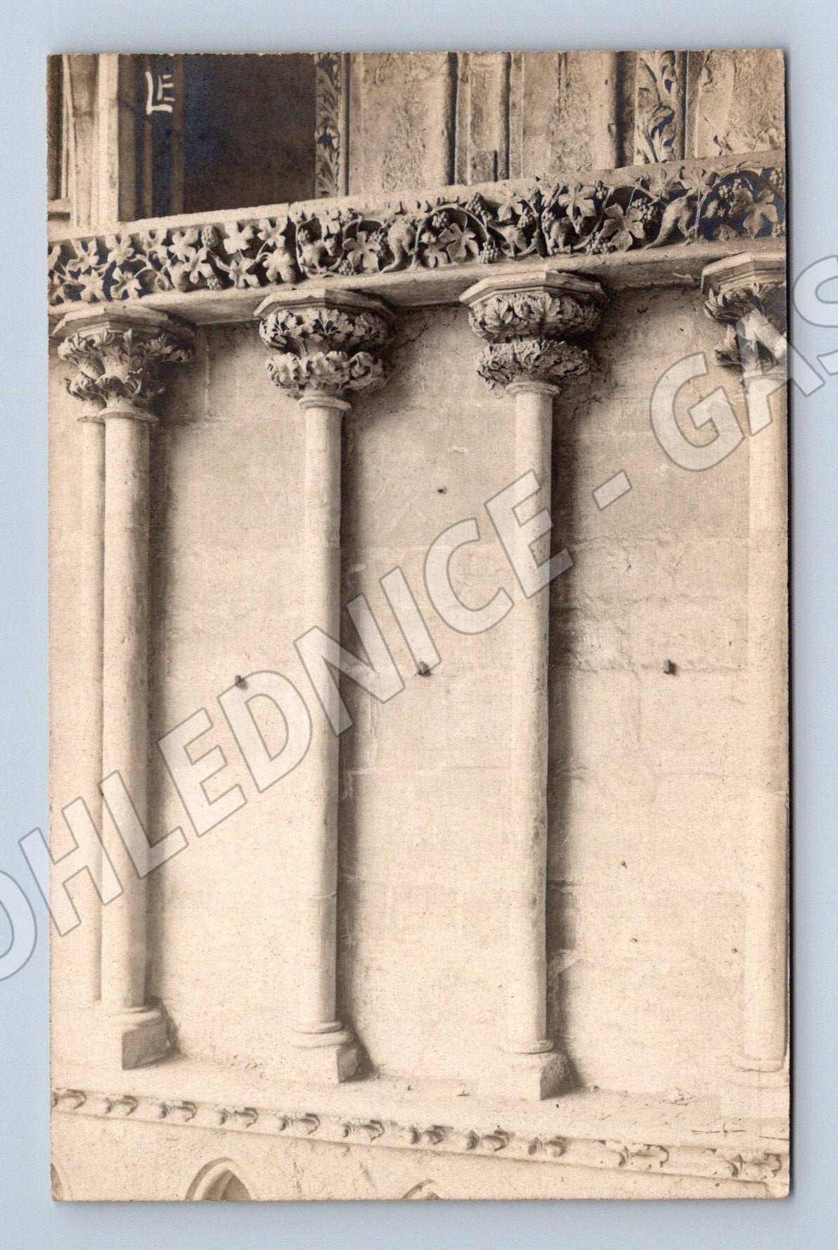 Pohlednice detail kamenné architektury hrad zámek (M16873)