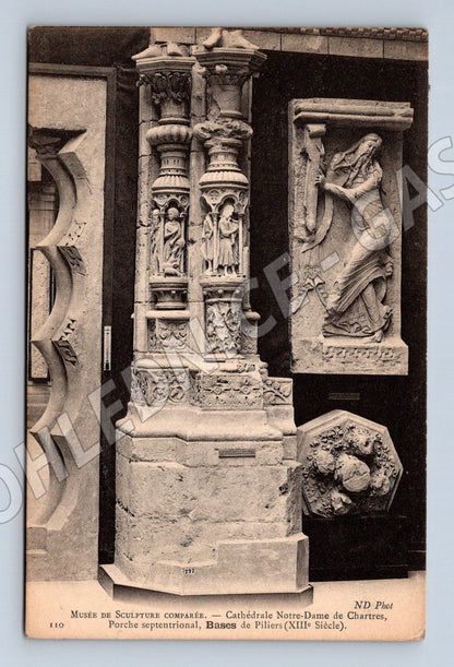 Pohlednice Chartres Notre Dame gotické sochy (M16888)