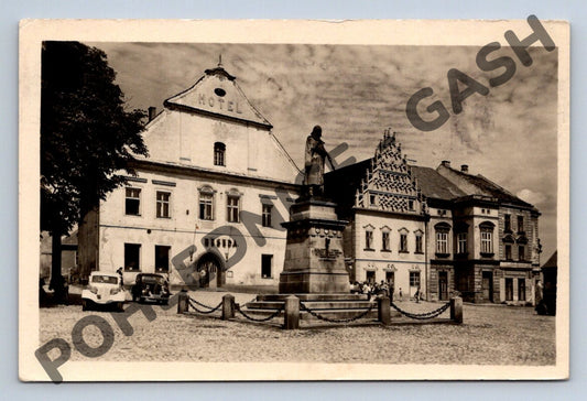 Pohlednice Tábor Žižkův pomník hotel Beseda 1953 (M1691)