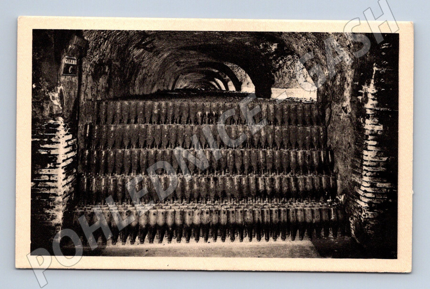 Pohlednice Épernay Moët Chandon sklepy (M16955)