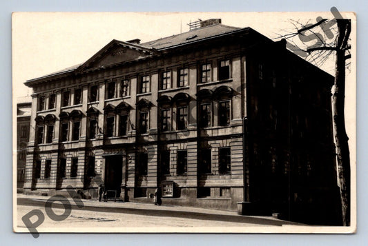 Pohlednice Budova v ČSR pošta známka (M1700)