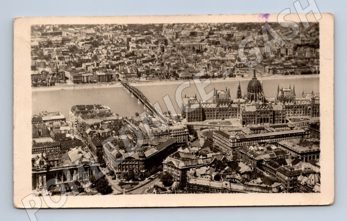 Pohlednice Budapešť Parlament 1935 letecký (M17159)