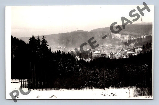 Pohlednice Zimní pohled na české horské město (M1727)