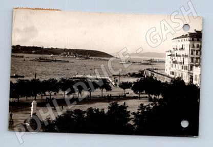 Pohlednice Řecko starý přístav lodě známka (M17486)