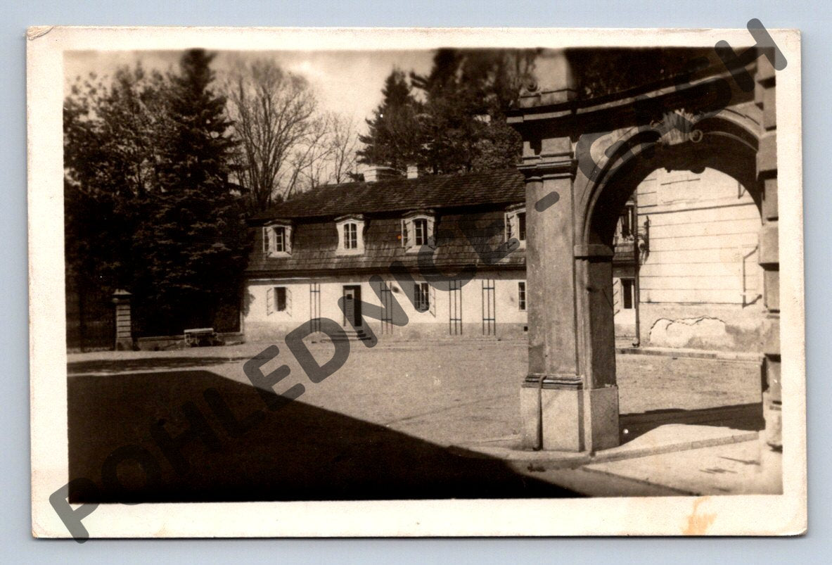 Pohlednice Štiřín zámek pionýrská škola 1949 (M1749)