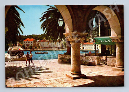 Pohlednice Hvar Chorvatsko přístav a palmy (M17514)