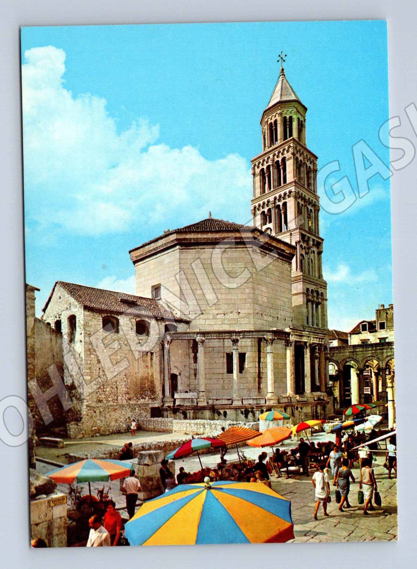 Pohlednice Split katedrála sv Dominia tržiště čistá (M17527)