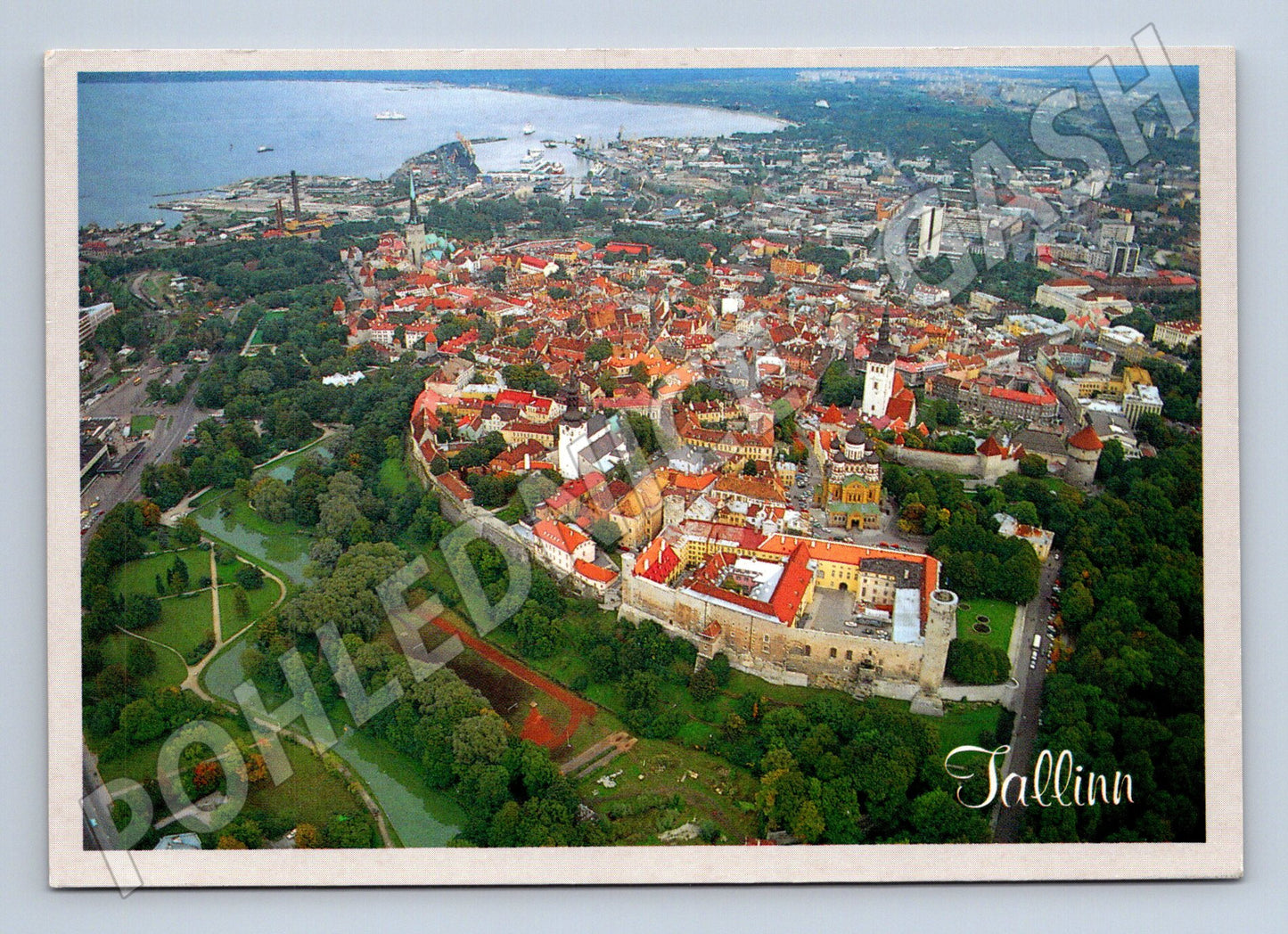 Pohlednice Tallinn letecký pohled staré město Toompea (M17681)