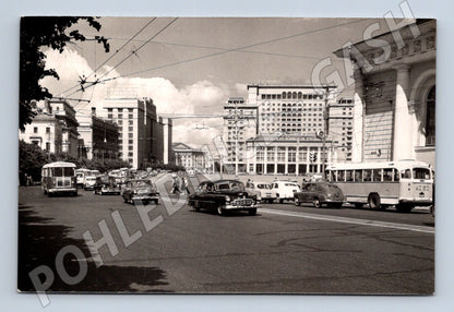 Pohlednice Moskva silniční doprava autobusy auta 1963 (M17794)