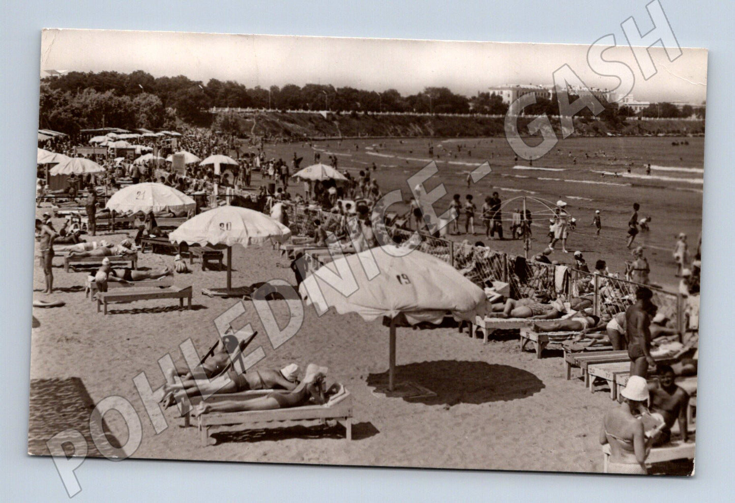 Pohlednice Anapa SSSR 1967 pláž známka a razítko (M17891)